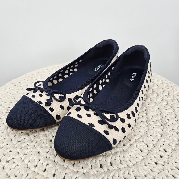VIVAIA Polka Dot Ballet Flats Bow Pointed Toe Size 6 US (36.5) - Picture 2 of 10